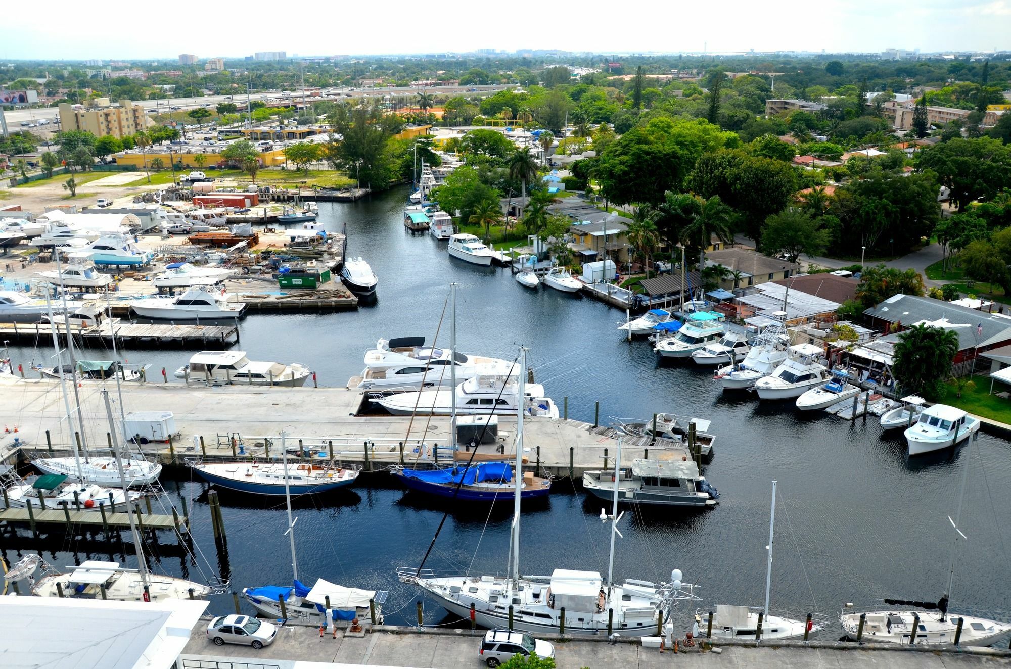 Riviera Luxury Living At River Oaks Marina And Tower Miami Exterior photo